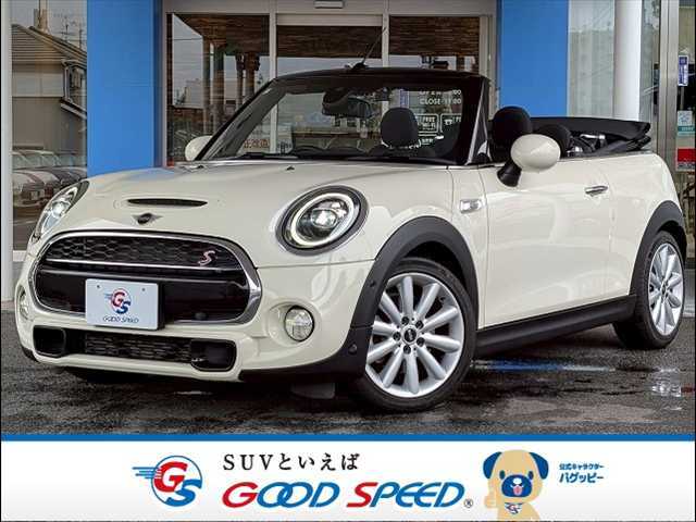 H31年式MINIコンバーチブルクーパーS入庫！希少なペッパーホワイト！お問い合わせは、052-773-4092後藤まで！ 純正ナビ　バックカメラ　アダクティブクルーズコントロール　シートヒーター　インテリジェントセーフ