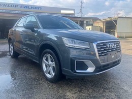 アウディ Q2 30 TFSI スポーツ Sラインパッケージ バーチャルコックピット