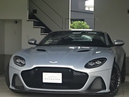アストンマーティン DBSスーパーレッジェーラ 5.2 LIGHTNING　SILVGR