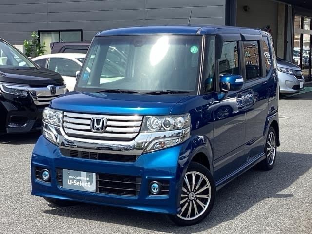 プレミアムダイナミックブルーのN-BOXカスタムターボ入庫しました！