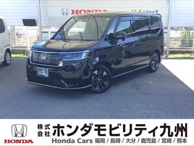 ステップワゴン e：HEVスパーダが入庫しました。当社デモカーです。走行も少なく、装備も充実しています。