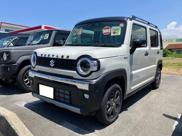 数ある販売店の中、当社の車両をご覧頂きありがとうございます！まずは『魚津鈑金』へお気軽にお問い合わせ下さい！