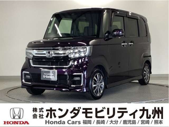N-BOX カスタムLタイプは、シートヒーターや、パワースライドドア、純正アルミホイール等、質感を高める装備に加え、ホンダセンシングを搭載したグレードです。