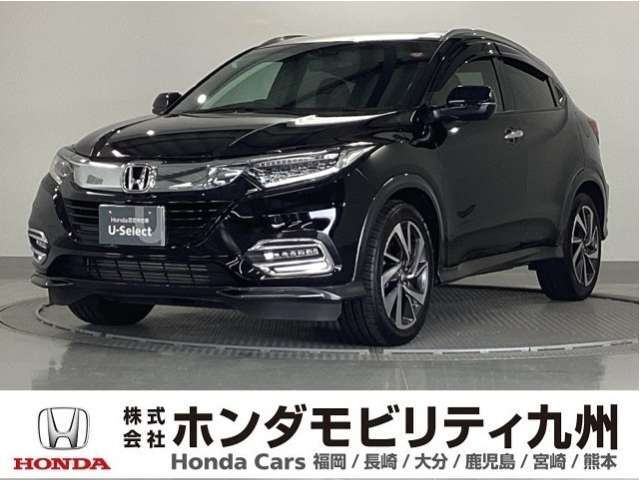 ヴェゼル　ツーリングホンダセンシングです！純正メモリーナビ、衝突低減ブレーキ、ドラレコ、リアカメラ、本革ステア、シートヒーター、LEDヘッド、純正18インチアルミホイール他、充実しています！