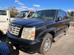 キャデラック エスカレード 6.0 4WD 