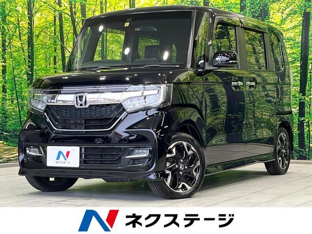 衝突軽減装置　アダプティブクルーズ　禁煙車　ハーフレザーシート