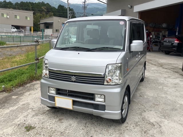 お車は、別の場所へ保管してございますので、ご来店の際は事前にお電話を頂けると、スムーズにご対応できます！！（無料電話番号　0078-6002-377837）
