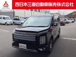 三菱 デリカD：5 2.2 P ディーゼルターボ 4WD 10.1インチナビ・後席モニター