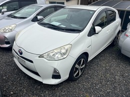 トヨタ アクア 1.5 S 
