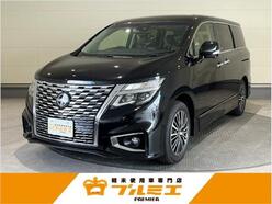 R7　日産　エルグランド