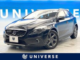 ボルボ V40クロスカントリー T5 4WD ナビゲーションパッ
