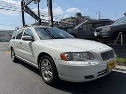 ボルボ V70 クラシック 禁煙サンルーフ革シートキセノンライト