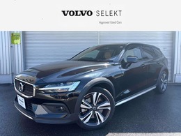 ボルボ V60クロスカントリー T5 AWD プロ 4WD パノラマガラスルーフ　 Apple CarplayAndr