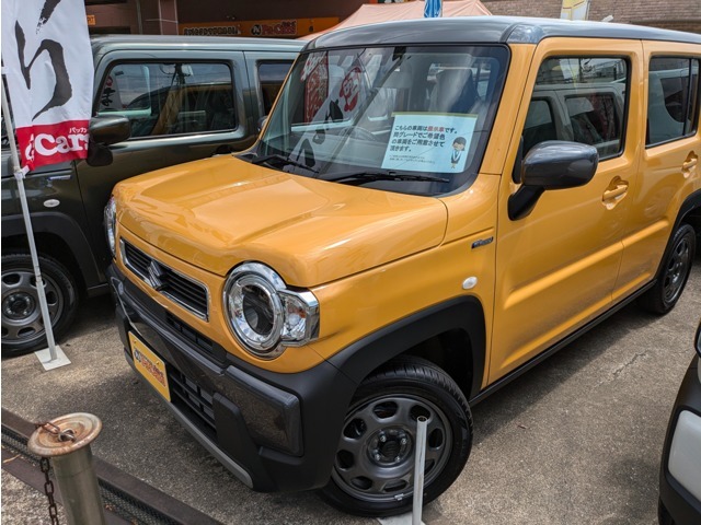 軽自動車の中で中型のワゴンタイプです。バランスの良い車体で、室内空間も広々！