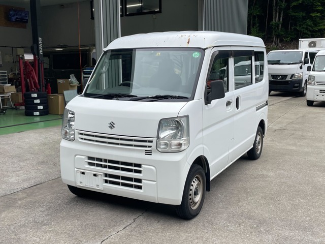 お手頃価格で高品質なお車の仕入れに力を注いでおります。価格・グレード・装備等、比べて頂けましたら幸いです。安心のカーライフを全力でサポートさせて頂きます。スタッフ一同、ご来店お待ちしております