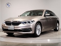 BMW アクティブハイブリッド 5 の中古車 523i ラグジュアリー 兵庫県神戸市東灘区 275.0万円