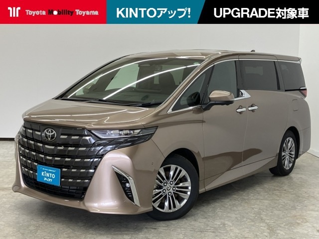 早い者勝ち！【サンルーフ装備】。明るく開放的で気持ち良くドライブできます♪山道では生い茂る木々からの木漏れ陽を感じ、自然と一体にながらドライブを楽しめます♪