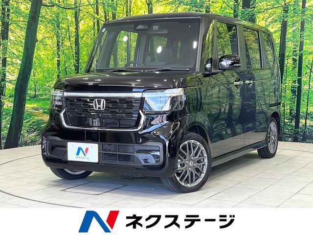 バックカメラ　衝突軽減　レーダークルーズ　禁煙車　ハーフレザーシート