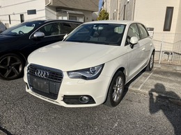 アウディ A1スポーツバック 1.4 TFSI 