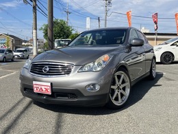 日産 スカイラインクロスオーバー 3.7 370GT ダウンサス・外品2本出しマフラー・メーカ