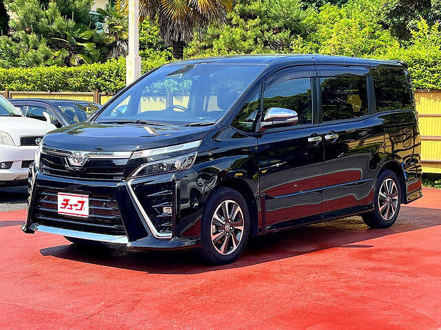 令和2年式VOXY　ZS煌2　202ブラック入庫いたしました！両側パワースライドドア！後席用フリップダウンモニター装着！