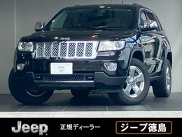 ジープ グランドチェロキー リミテッド 4WD 黒本革シート/シートヒーター/パワーシート