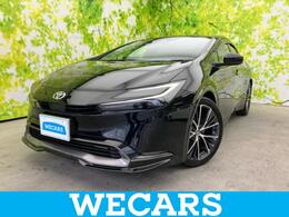 トヨタ プリウス 2.0 Z E-Four 4WD ガラスルーフ/11.6インチSDナビ