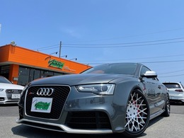 アウディ RS5 4.2 4WD 