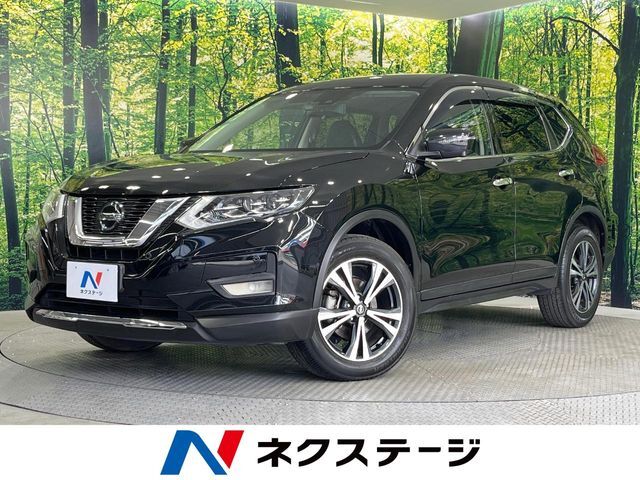 4WD　純正SDナビ　全周囲カメラ　衝突被害軽減システム　禁煙車