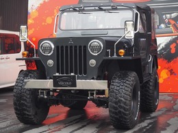 三菱 ジープ キャンバストップ マッドテレーンタイヤ　4速ミッション　MT