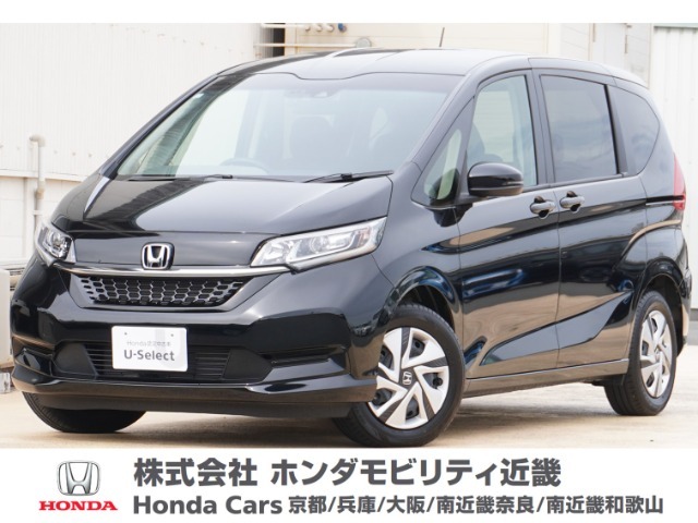 お客様の新車購入時の展示車、試乗車として大切に使用してきましたので安心してご購入していただけることと思います。