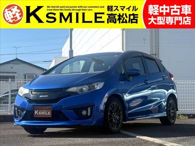 当店のお車をご覧いただき、誠にありがとうございます！掲載されているお車以外にも多数在庫ございます！まずは、一度お問い合わせください♪