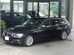 BMW 3シリーズツーリング 320d ラグジュアリー 0.9パーセントローン　黒革シート