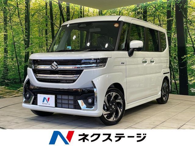 届出済未使用車　純正9型ナビ　全周囲カメラ　両側電動ドア　オットマン