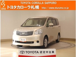 トヨタ ノア 2.0 X 4WD 寒冷地仕様・メモリーナビ付