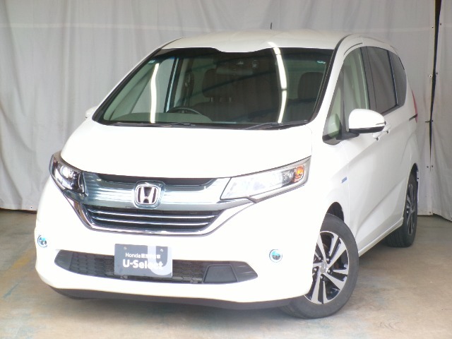 この度は、当店のお車をご覧頂きありがとうございます。ホンダカーズ長岡Uセレクト長岡です。お客様のご来店・お問い合わせを、心よりお待ちしております！