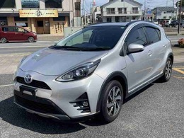 トヨタ アクア 1.5 クロスオーバー トヨタセーフティーセンス　バックカメラ
