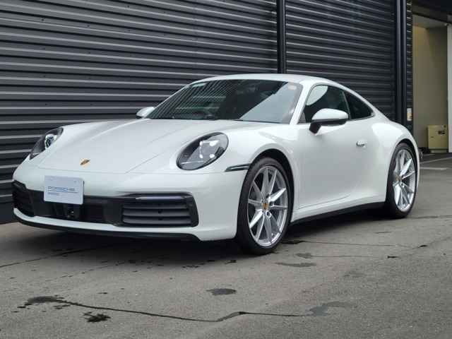 2021年式　911Carrera　ホワイト入荷しました。