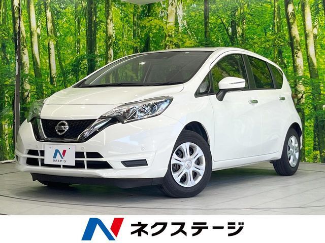ナビ　衝突軽減装置　禁煙車　クリアランスソナー　スマートキー