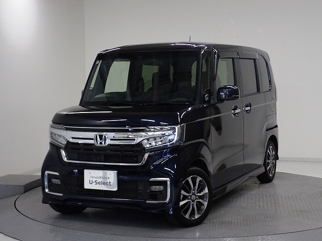 この車両は【Honda中古車認定グレードU-Select　Premium】です。無料保証2年間と3つの安心をお約束します。詳しくは下の写真をスクロールして下さい。