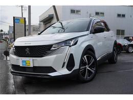 プジョー 3008 GT ハイブリッド4 4WD 純正ナビ　サンルーフ