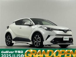 トヨタ C-HR ハイブリッド 1.8 G 純正ナビ　TV　CD/DVD