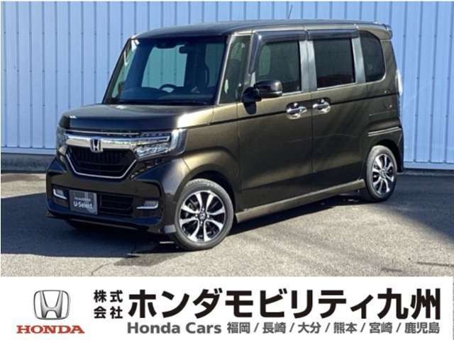 N-BOX カスタムG・Lホンダセンシングです。ホンダセンシングを標準装備したこの車両は、パワースライドドアや、フォグライト、LEDヘッドライト等、充実装備です。