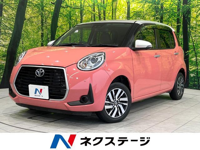 SDナビ　全周囲カメラ　衝突被害軽減システム　禁煙車　ハーフレザーシート