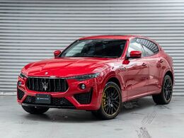 マセラティ レヴァンテ F トリブート 4WD 認定保証2年付 限定車 21インチアンテオブ