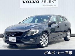 ボルボ V60 D4 SE ディーゼルターボ 黒革シート　インテリセーフ　禁煙車
