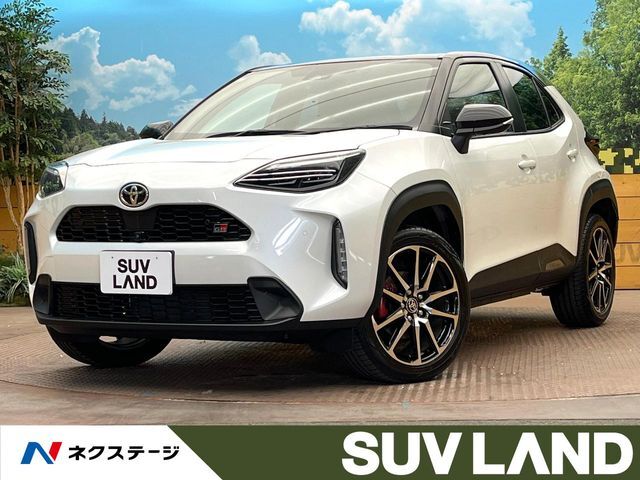 8型ディスプレイ　レーダークルーズ　全周囲カメラ　オートハイビーム