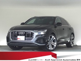 アウディ Q8 55 TFSI クワトロ デビューパッケージ Sライン 4WD 認定中古車　22インチアルミホイール