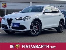 アルファ　ロメオ ステルヴィオ 2.0 ターボ Q4 スポーツパッケージ 4WD ハーマンカードン ブレンボキャリパー