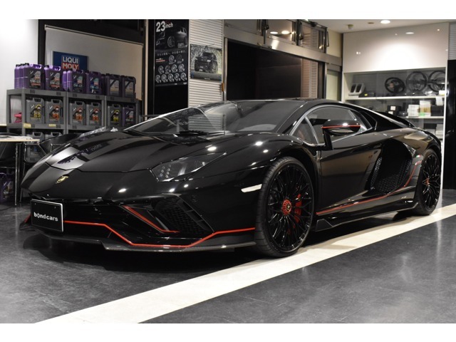 ランボルギーニ アヴェンタドール LP780-4 ウルティメ 4WD 2022